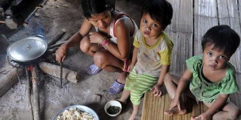 Mơ thấy anh em trong nhà đánh con gì?